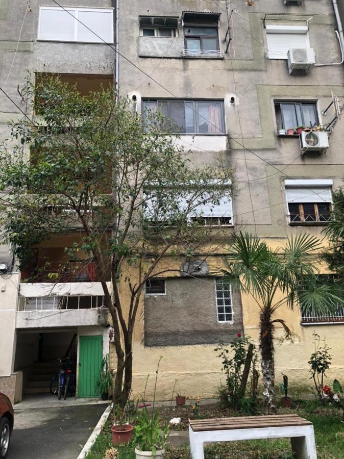 Dibra'S Apartment Shkodër Exteriör bild